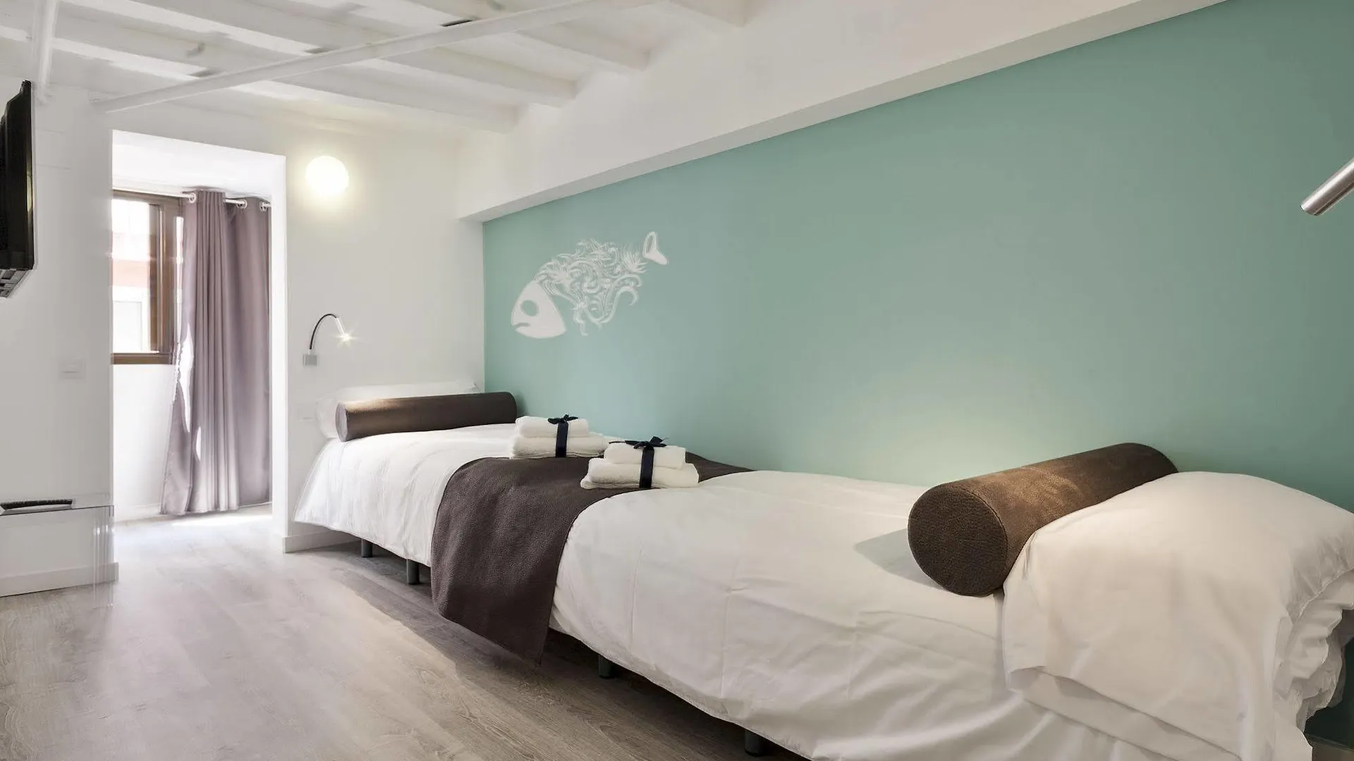 Habitat Apartments Adn Barcelona Spain